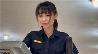 「全國最美所長」練拳擊　香汗淋漓喊好喘