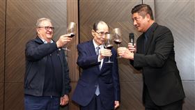 ▲世界棒壘總會會長Riccardo Fraccari、日本棒球傳奇王貞治、中華棒協理事長辜仲諒。（圖／中華棒協提供）