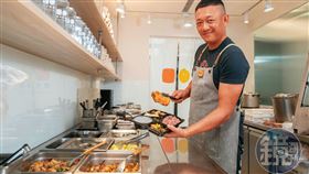 昔日偶像劇男星施俊豪接家業賣便當　成竹科工程師最愛　豐米便當專訪（圖／鏡週刊）