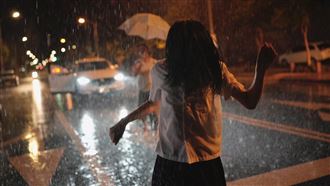 12歲憑什麼拿影后！林品彤雨中跳車給讚