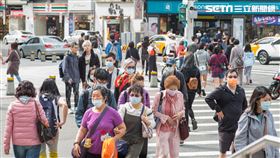 人群/秋冬(記者陳弋攝影)