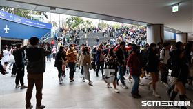 ▲亞錦賽開幕戰，大巨蛋開放觀眾進場。（圖／記者劉彥池攝影）