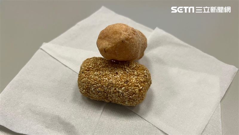 別再用衛生紙墊食物！醫：恐有致癌風險