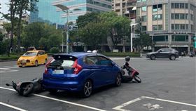 車禍,下跪,苓雅區,高雄市,癲癇,無呼吸