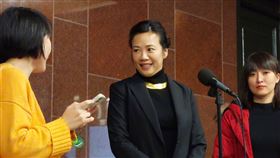 吳欣盈接受媒體聯訪。(圖/記者陳怡潔攝影)