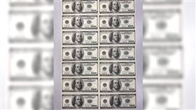 ▲蘇男持有假美鈔至銀行換錢，行員發現後立即報警處理。（圖／翻攝畫面）