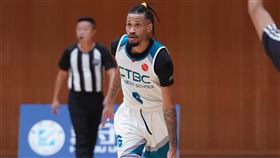 中信學院諾曼拿下28分5抄截。（圖／大專體總提供）