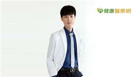 皮膚科診所主治醫師王昱澔