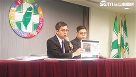 民進黨發言人、新北市議員卓冠廷及律師許渝澤召開記者會。（圖／記者盧素梅攝影)