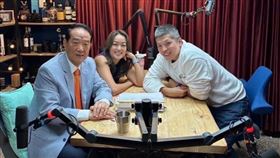 親民黨主席宋楚瑜上百靈果news，節目將於5日晚間播出。（翻攝自宋楚瑜找朋友臉書）