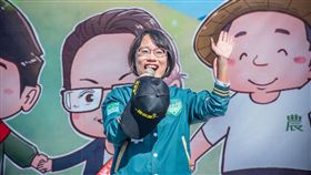 民進黨彰化縣第三選區立委候選人吳音寧５日早上在竹塘鄉舉辦農業後援會成立記者會，百位基層農民齊聚挺吳音寧。（圖／吳音寧競選辦公室提供）