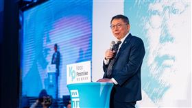 民眾黨主席、總統參選人柯文哲近來民調呈現下滑態勢。（圖／翻攝自柯文哲臉書）