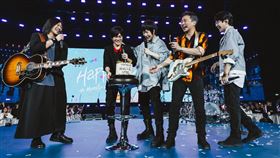 ▲五月天聲明否認假唱！陸官方調查中　中國律師稱：屬實恐遭「終身禁唱」（圖／翻攝自相信音樂微博）

