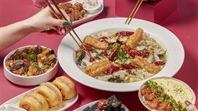 這一鍋餐飲集團全新品牌「叁加叁 鴛鴦泡椒酸菜魚」，這一鍋提供