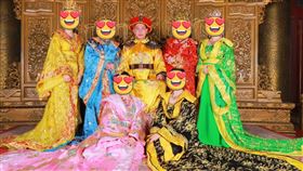 胡漢龑,妃子,珠海,皇帝（圖／翻攝自啟德機械起重工程-股公司）