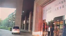 桃園地檢署,剁指,收押,送醫（圖／翻攝畫面）