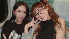 林襄近日與好姊妹雅涵在節目上互相爆料。（圖／翻攝自林襄臉書）