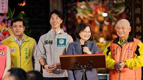 蔡英文助選吳崢（圖／吳崢辦公室提供）