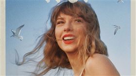 美國人氣女歌手泰勒絲（Taylor Swift）獲選美國「時代雜誌」2023年度風雲人物。（圖／翻攝自泰勒絲粉專）