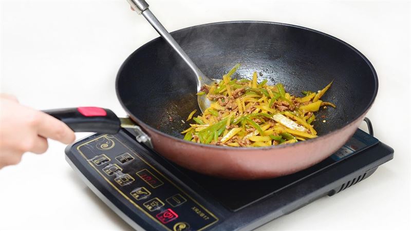 熱鍋沖冷水竟成致癌隱憂　2種鍋最危險