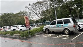 柯文哲,宣傳車,殯儀館,接體（圖／翻攝自林盈徹 香山大耳朵臉書） 