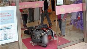 人行道,騎車,閃避,診所,大門