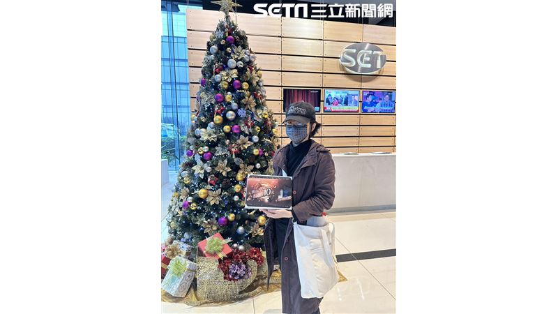 十週年特別活動　這家人抽走兩大獎