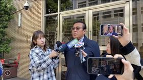 ▲蘇震清表示未來有需要到小琉球，會依規定聲請許可。（圖／翻攝畫面）