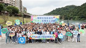 元大金控不僅是全球的永續標竿企業，更是台灣的永續領航者，連5年蟬聯道瓊永續指數成分股雙榜。（圖／元大金控提供）