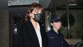 ▲被控強制猥褻鍾沛君，朱學恒完全不認罪，鍾沛君忍不住哽咽，痛批造成她和家人極大傷害。（圖／記者邱榮吉攝）