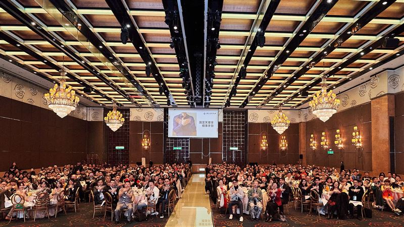 6年投資50家新創團隊　串接450位企業家
