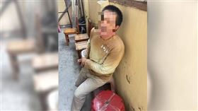 ▲有毒品、竊盜前科的駱姓慣竊，深夜入侵民宅盜竊，四處漂泊逃逸，最終仍難逃法網被警方逮捕到案。（圖／翻攝畫面）