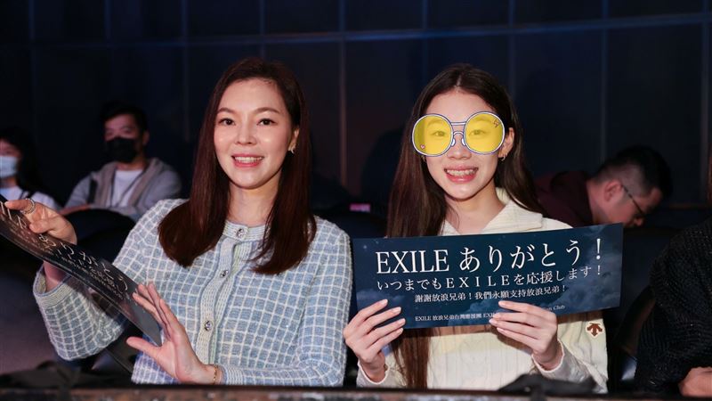 林志玲緊擁曾馨瑩　郭台銘14歲愛女美曝光