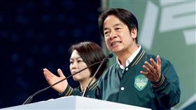 賴清德出席吳思瑤、王閔生造勢活動。(圖/民進黨提供)