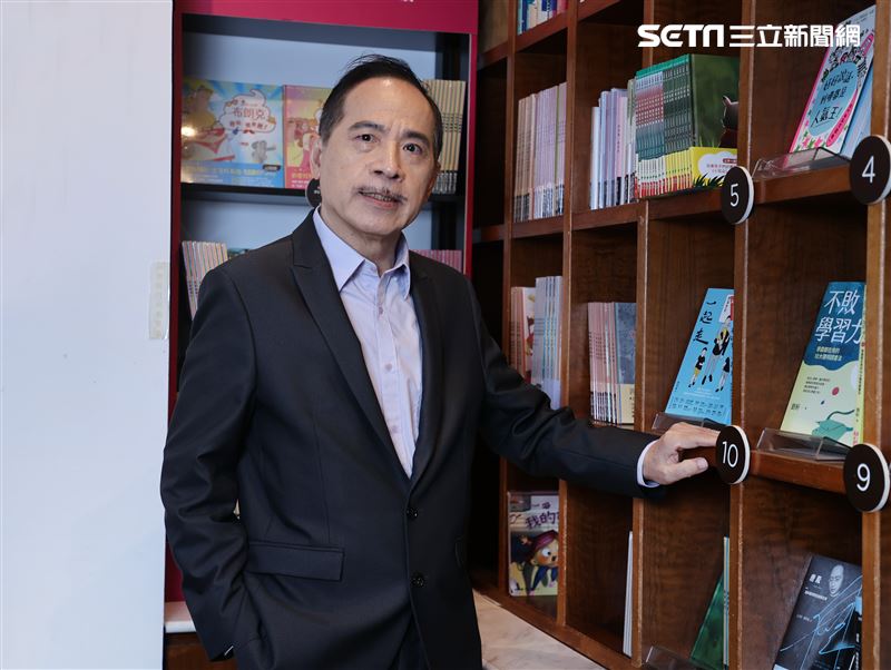 張盛舒三立新聞網專訪。（圖/記者邱榮吉攝影）