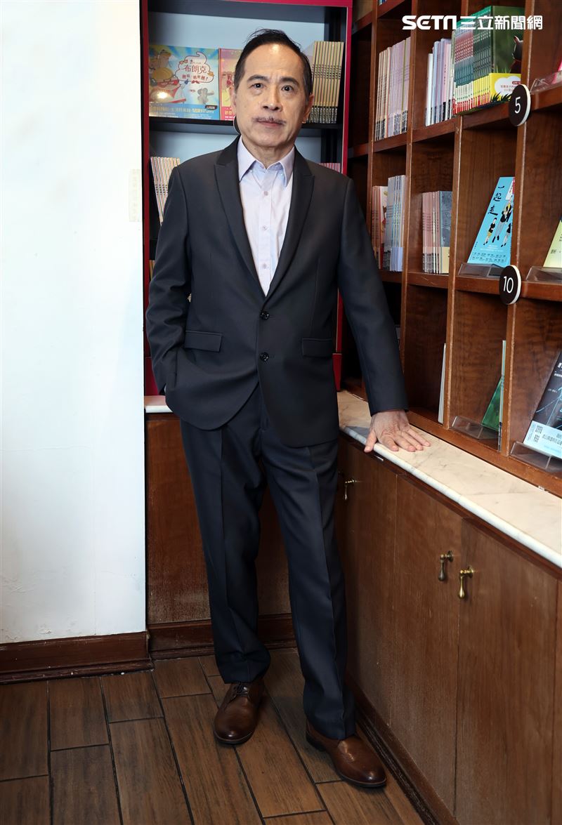 張盛舒三立新聞網專訪。（圖/記者邱榮吉攝影）