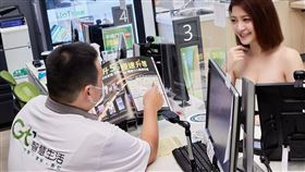 亞太電信即日起祭出「辦5G拿雙機」限時方案。（圖／亞太電信提供）