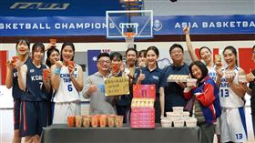 《女孩上場》安心亞、楊晴（圖／客家電視台、魔幻時刻電影提供）