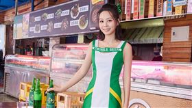 孫淑媚睽違六年端出「出框」之作《我要閃閃爍我要當米蟲》。（圖／一直打不倒有限公司提供）