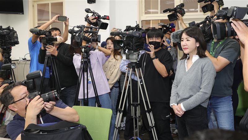 綠控中共介選滲透國民黨　謝衣鳳一招踢館