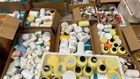 彰化縣一名只有高中學歷的林姓男子（61歲），對外自稱「林醫師」向不知情的民眾看診，時間查達6年，4年前被檢警查獲，粗估不法所得逾千萬元，林男被判刑1年5月，他出監後又重操舊業，甚至販售百種過期10多年藥品給病患，日前再度被檢方查獲。法院審理後，依違反《醫師法》判刑9月，沒收藥物及不法所得。