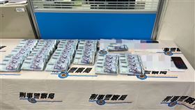 刑事局查緝總統選舉賭盤，逮捕張姓組頭和4名同夥，並查扣賭資869萬元，張男並裁定羈押禁見。（圖／翻攝畫面）