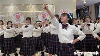 多圖／橘高校汐止快閃！活力笑容打敗雨天