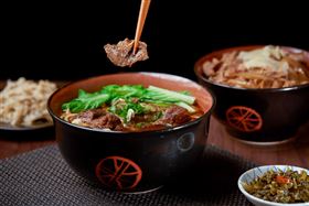 三商巧福人氣不敗的「原汁牛肉麵」。（圖／品牌業者提供）
