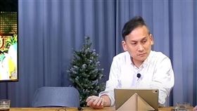 ▲翻臉！黃揚明「怒甩麥克風」丟千鈔走人：車馬費還你　葉元之尷尬畫面曝（圖／翻攝自不演了新聞台YouTube）