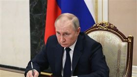 俄國總統普丁（Vladimir Putin，或譯蒲亭、普亭）表示，有關烏克蘭的明斯克和平協議已不再存在。（圖／翻攝自推特@KremlinRussia_E）