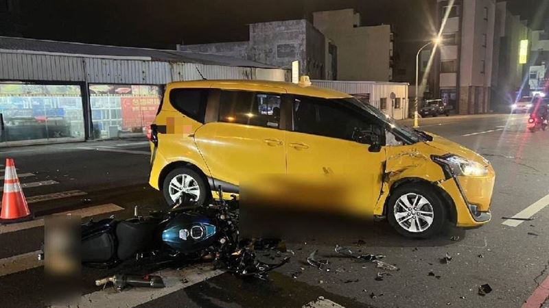 澎湖加油站前猛撞！重機男右後腦變形亡