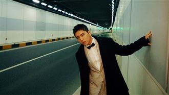 王大陸追憶周海媚！「母子情斷」超心痛