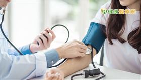 根據國健署調查，18歲以上的人有26.8%患高血壓 ，且隨年齡上升比例增加。
