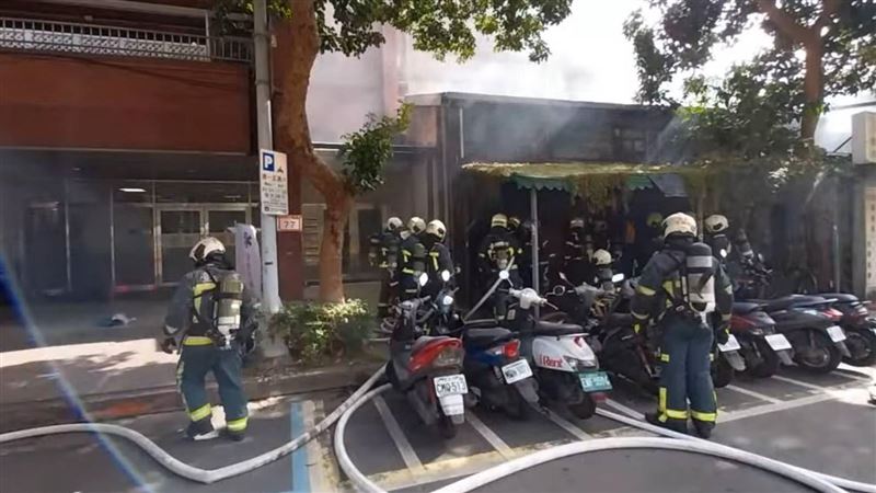 北市平房1樓失火　男全身2度灼傷送醫